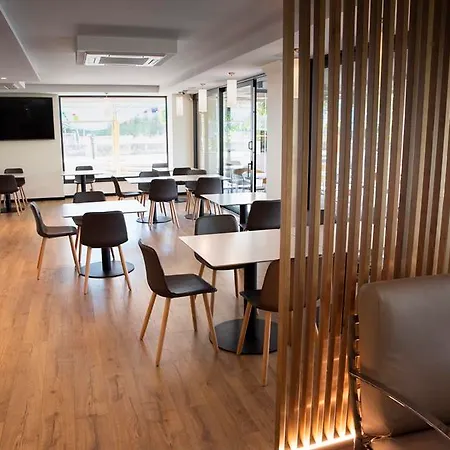 阿文尼达酒店 酒店 3*