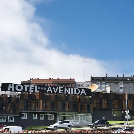 Avenida Hotell 3*