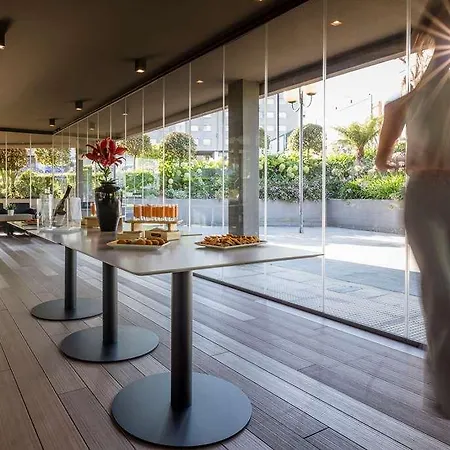 Hotel Avenida 3*