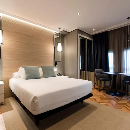 Avenida Hotell