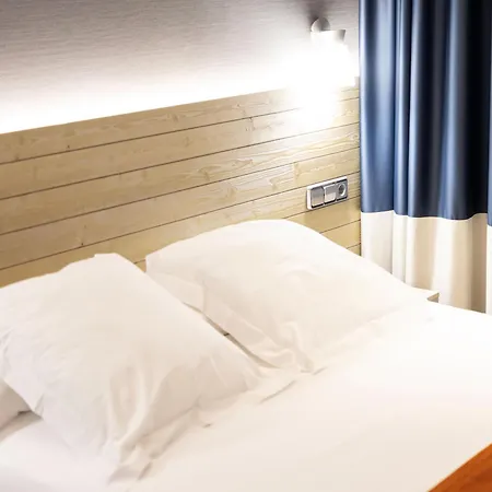 Avenida Hotell