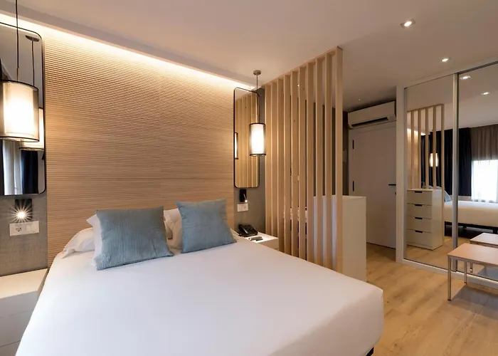 阿文尼达酒店 拉科鲁尼亚