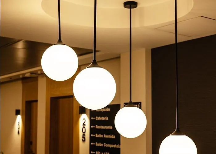 阿文尼达酒店 拉科鲁尼亚